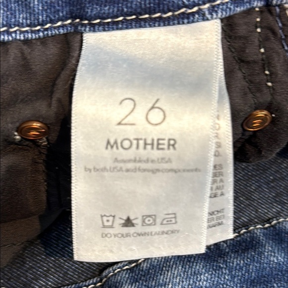 Mother High Waisted Looker Jeans Size 26 - Picture 9 of 14